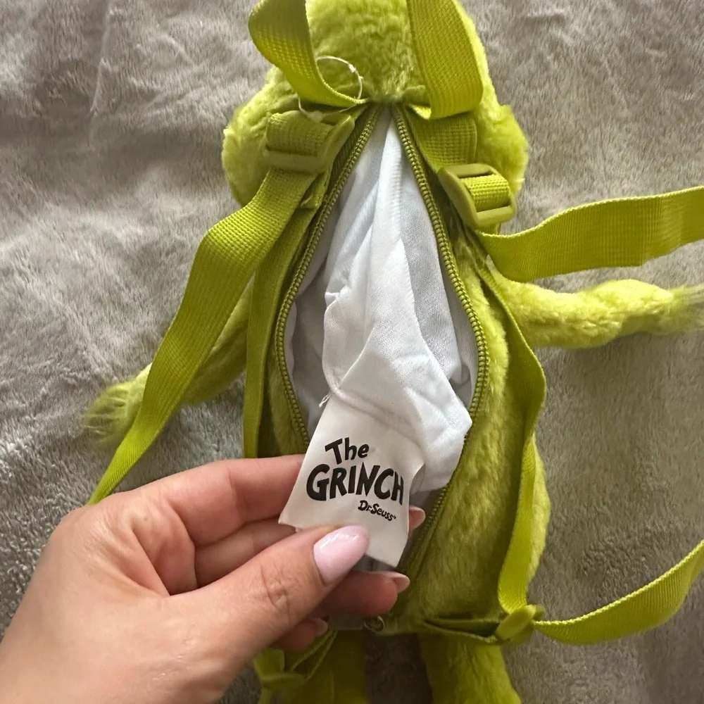 The Grinch kids back pack accessories new